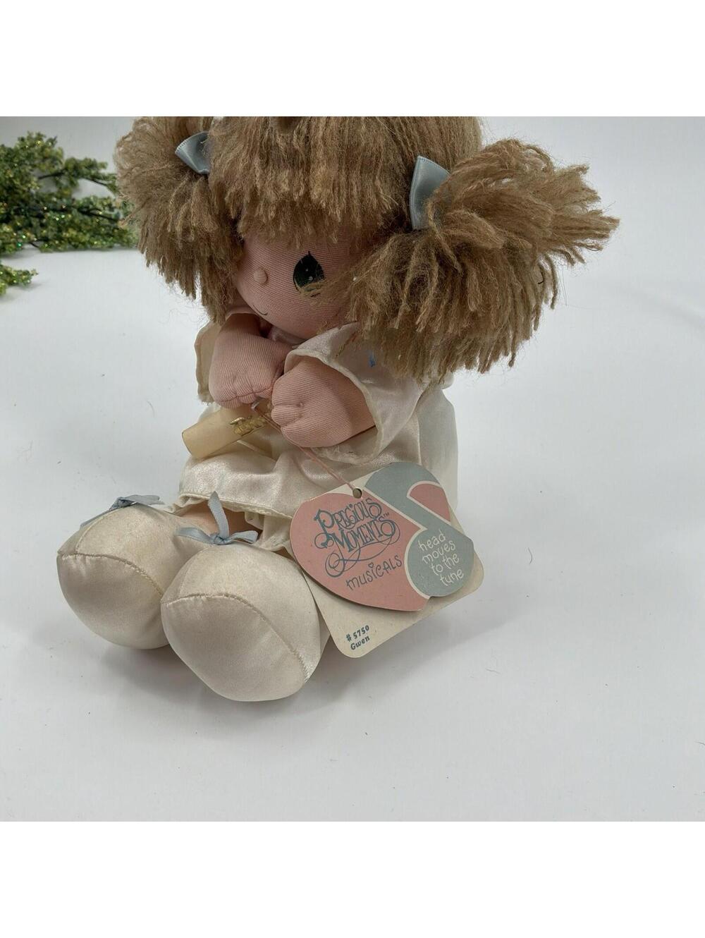 Vintage Precious Moments Musical Doll Applause Graduation Girl *no Cap